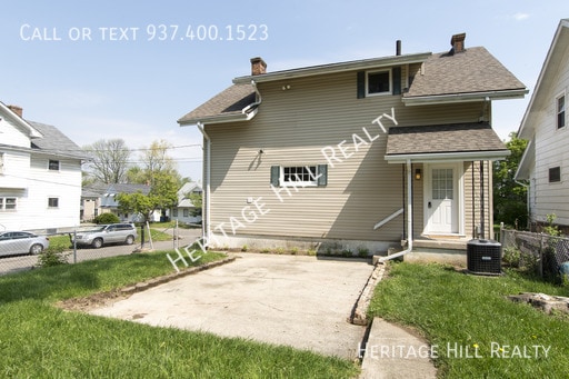 Building Photo - University of Dayton Campus Area - Great S...