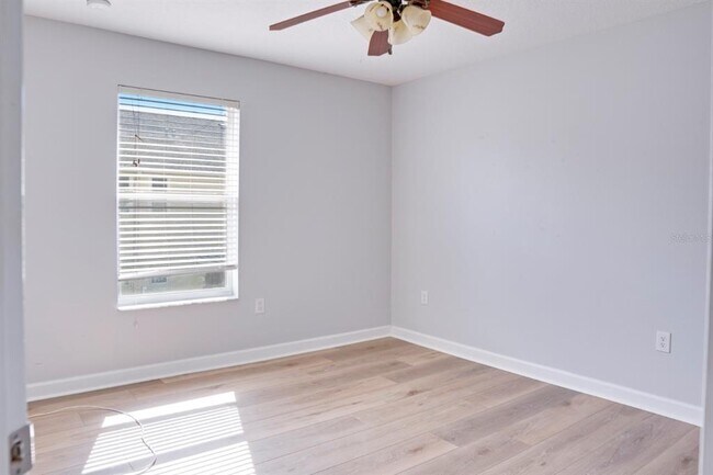 Building Photo - 3528 Sanctuary Dr