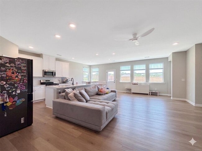 Building Photo - 154 Westover St