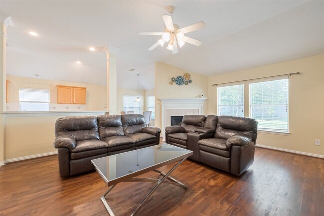 Building Photo - 16015 Rittenberg Ct