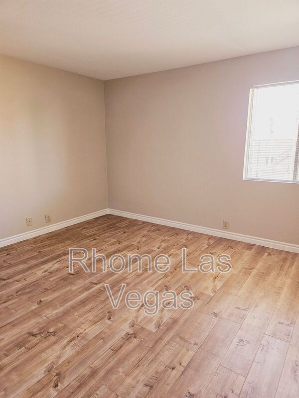 Building Photo - 5220 Indian River Drive