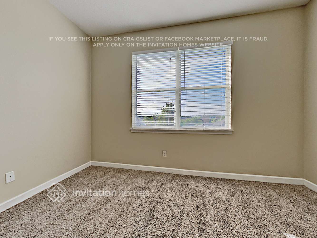 Building Photo - 1325 Golf Point Loop