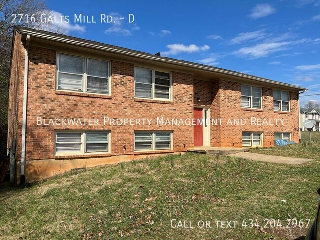 Primary Photo - 2 Bedroom Apartment in Madison Heights