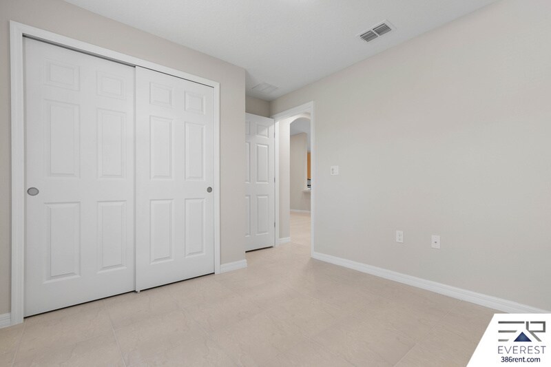 Building Photo - 14 Llovera Pl