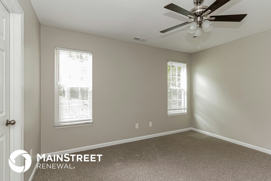 Building Photo - 5655 Leatherwood Ln