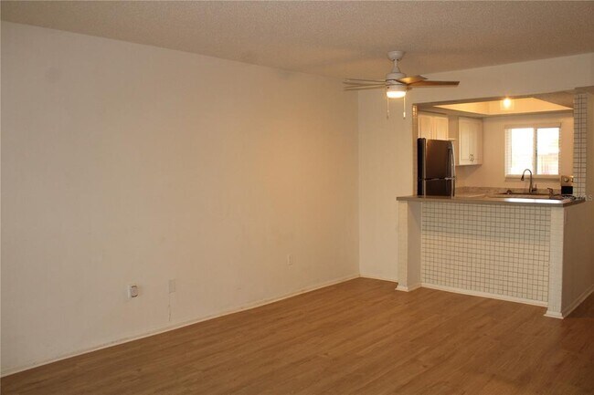 Building Photo - 4204 Heron Way