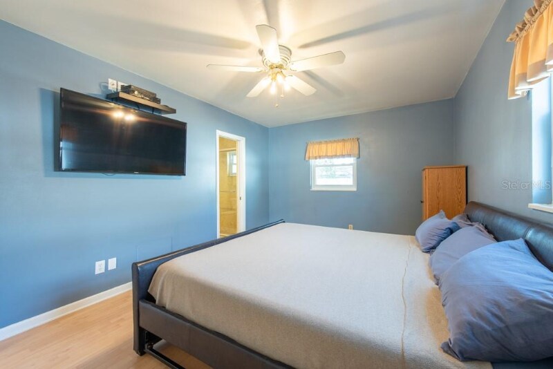 Building Photo - 6818 Robinswood Ln