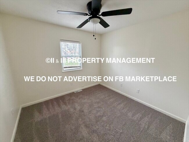 Building Photo - 816 S Montclaire Dr