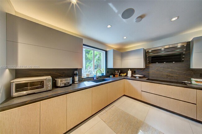 Building Photo - 3508 Crystal View Ct