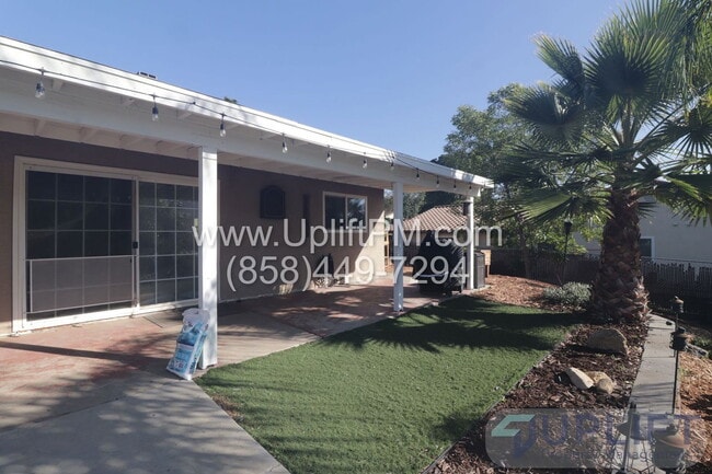 Building Photo - 23357 Glenn Ellen Way