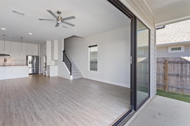 Building Photo - 9820 Grapevine Leaf Dr