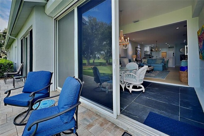 Building Photo - 5721 Cottonwood St