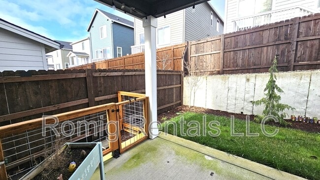 Building Photo - 906 NW 178th St