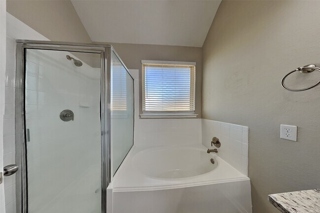 Building Photo - 3218 Clayton Terrace Dr