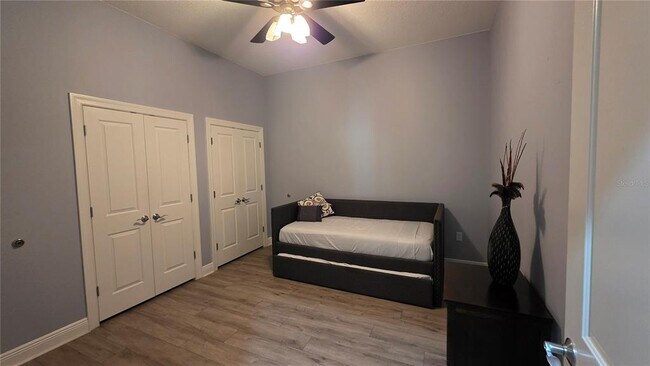 Building Photo - 628 Cleveland St