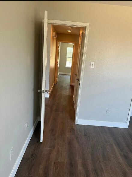 Building Photo - 1821 Trego Dr