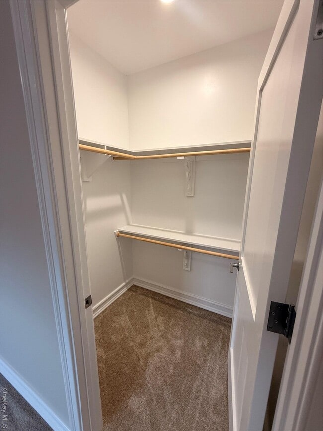 Building Photo - 122 Greenwich Ave