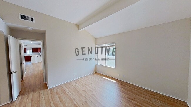 Building Photo - 2Bd 1Ba Condo in Newport Beach