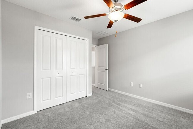 Building Photo - LIKE NEW Home For Rent in Touchstone
