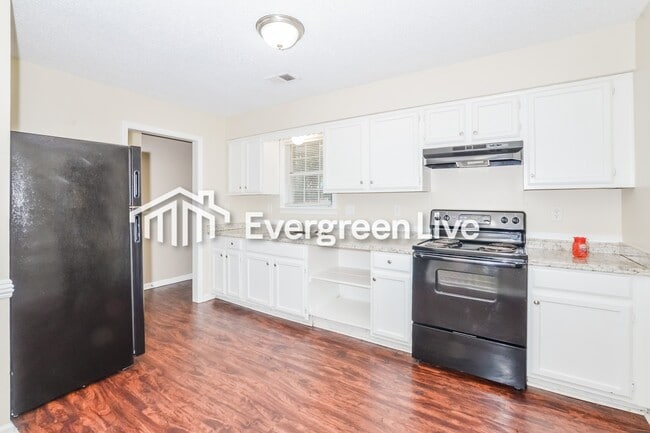 Building Photo - 4930 Blue Wing St