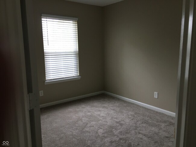 Building Photo - 8072 Birchfield Dr