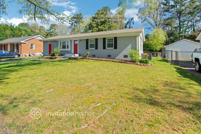 Building Photo - 7112 David Ave