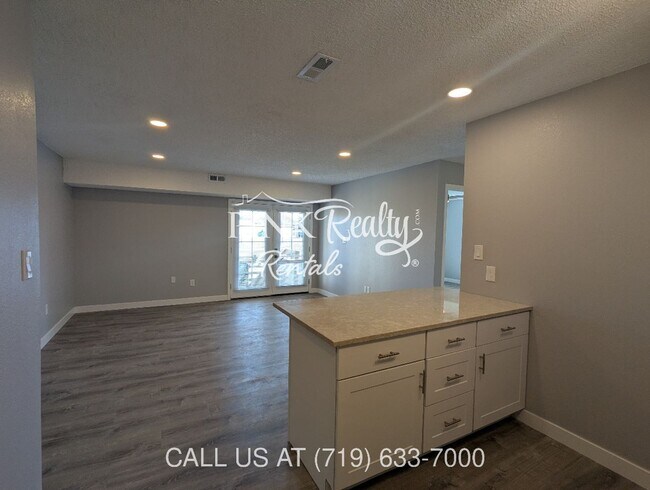 Building Photo - 4435 Hunting Meadows Cir