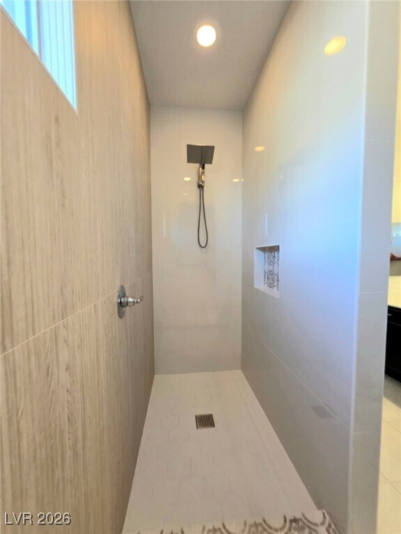 Building Photo - 298 Nine Mile Creek Dr