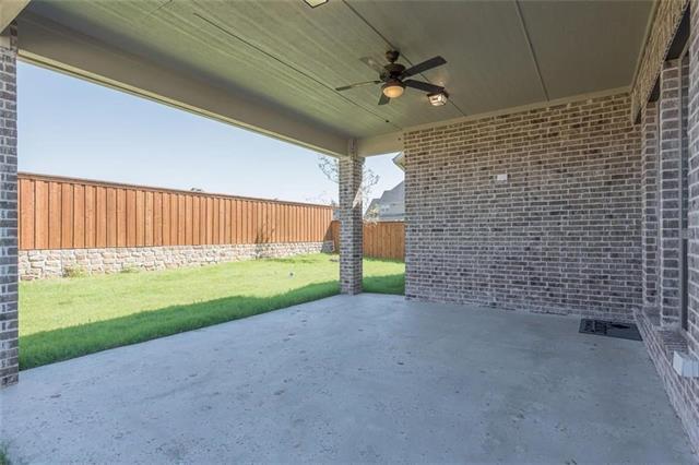 Building Photo - 560 Thoroughbred Ave