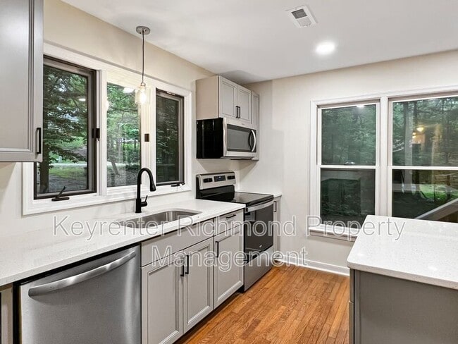 Building Photo - 2112 Autumn Oaks Ln