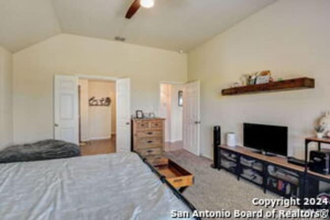 Building Photo - Super Nice Spacious Home with over 2600 sq ft in Parc at Escondido
