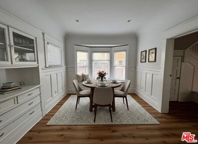 Building Photo - 1383 W 23rd St