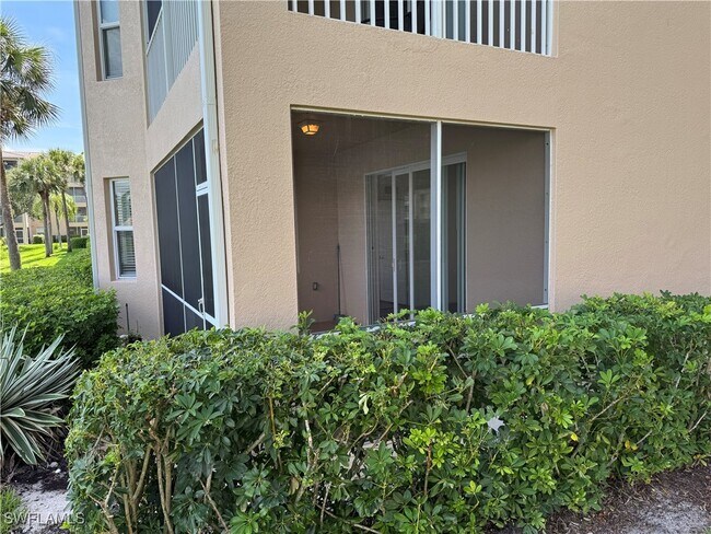 Building Photo - 8450 Kingbird Loop