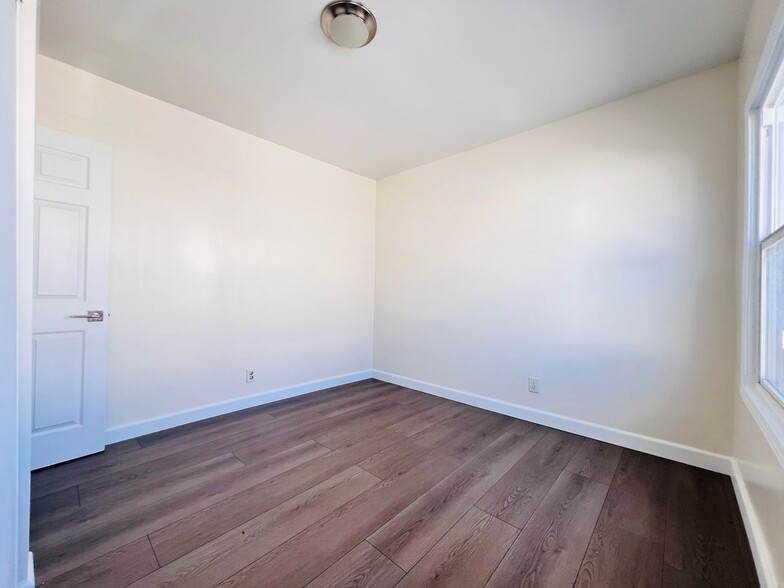 Building Photo - 3835 Whittier Blvd