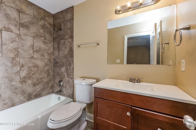 Building Photo - 5902 Stone Bluff Rd