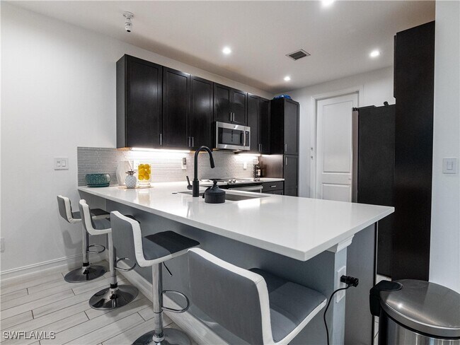 Building Photo - 7592 Morgan Way