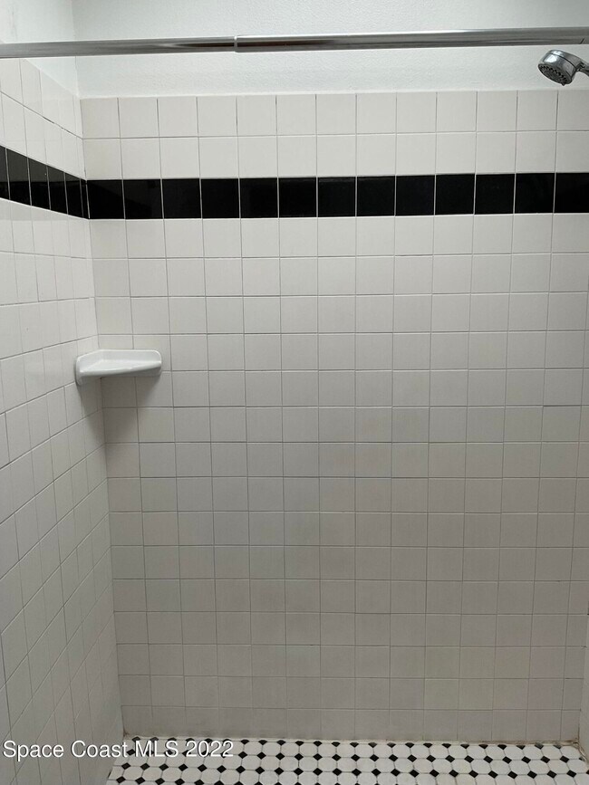 Building Photo - 1460 S Atlantic Ave