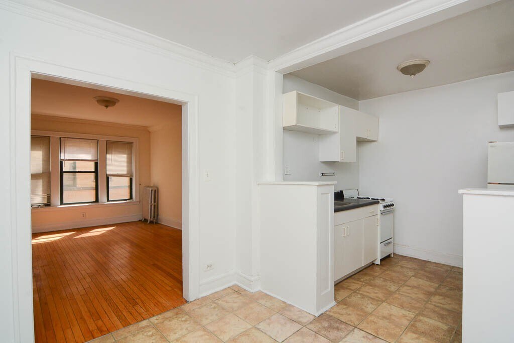Building Photo - 2336 N Spaulding Ave