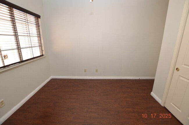 Building Photo - 7712 Musical Ln