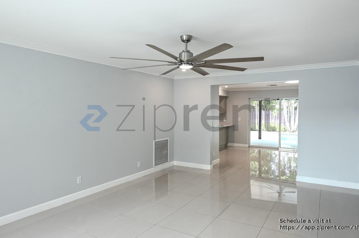 Building Photo - 3343 NW 69th St