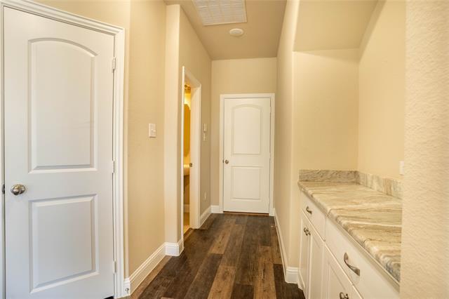 Building Photo - 6819 Topaz Dr