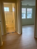 Building Photo - 27288 Riverview Ln