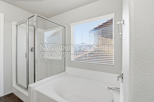 Building Photo - Henderson!!! Community: Cadence!! 4 Bedrooms!!! Bed & Full bath downstairs!! Loft/computer area u...