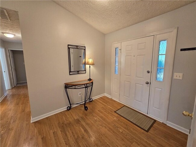 Building Photo - 3585 Plum Creek Trail NW