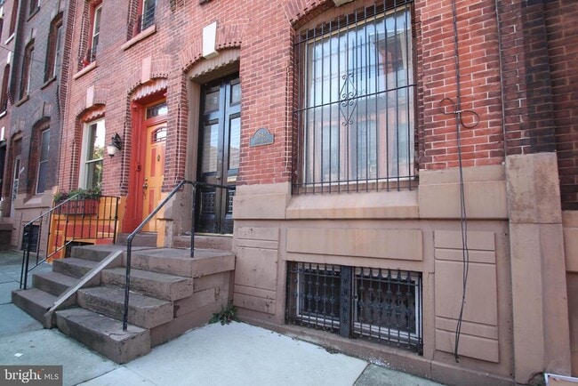 Building Photo - 2642 Brown St