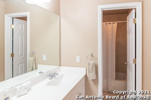 Building Photo - 32 Chapel Hill Cir