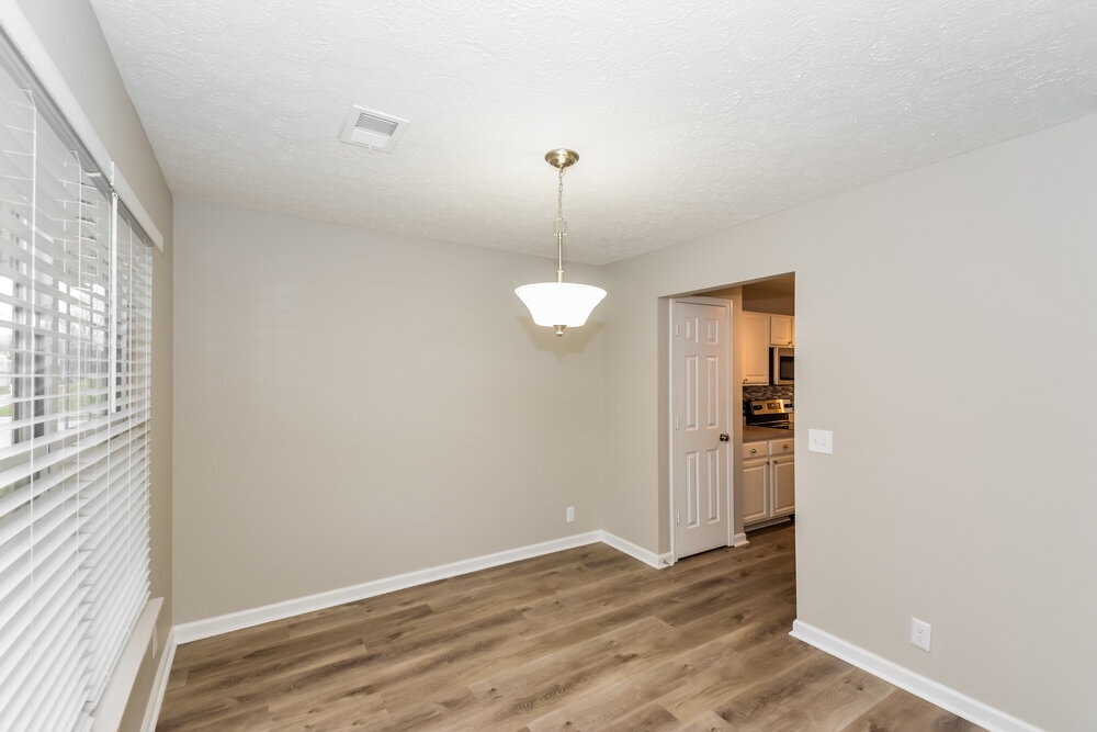 Building Photo - 3612 Crossbrooke Dr