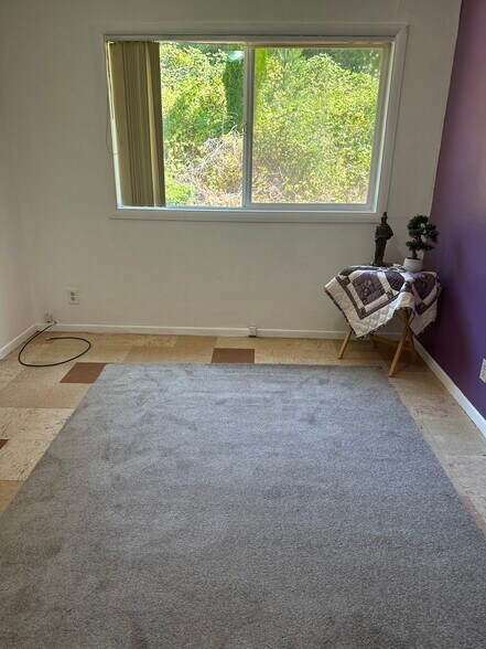 Building Photo - 755 NW 5th St