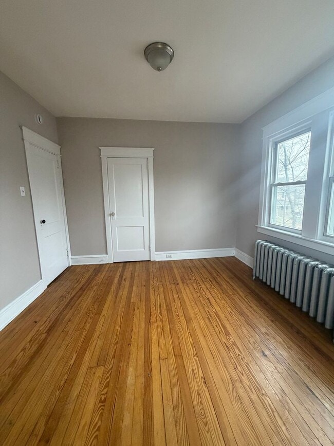 Building Photo - 1010 Chestnut St