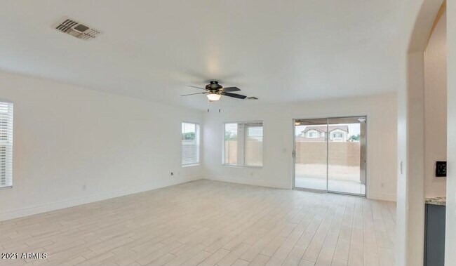 Building Photo - 22281 W Morning Glory St